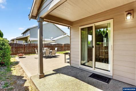 511 Paradise Street Woodburn OR 97071