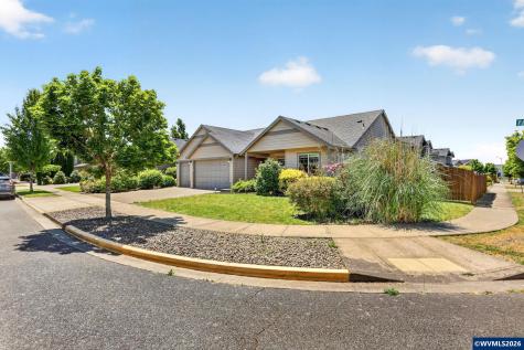 511 Paradise Street Woodburn OR 97071
