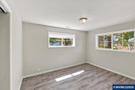 486 Oregon Street Lebanon OR 97355