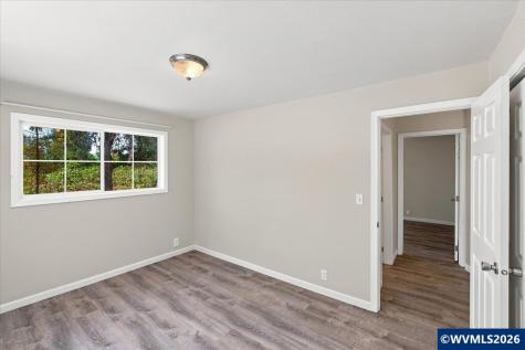 486 Oregon Street Lebanon OR 97355
