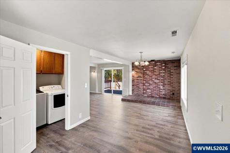 486 Oregon Street Lebanon OR 97355