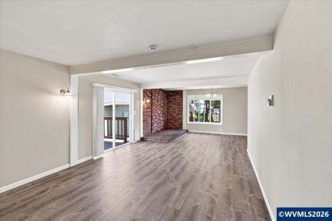 486 Oregon Street Lebanon OR 97355