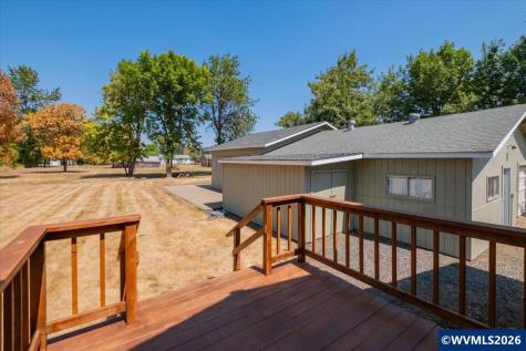 486 Oregon Street Lebanon OR 97355
