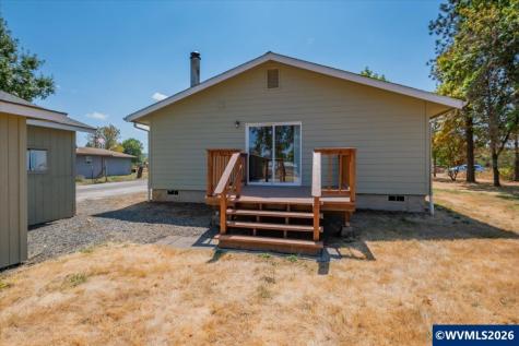 486 Oregon Street Lebanon OR 97355
