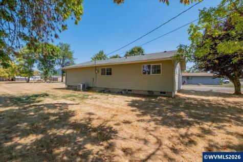 486 Oregon Street Lebanon OR 97355