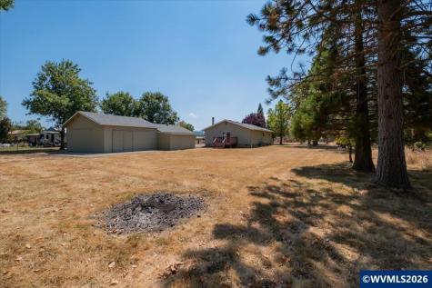 486 Oregon Street Lebanon OR 97355
