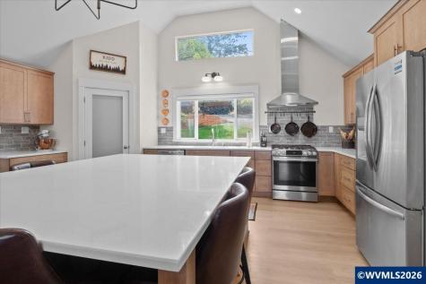 30991 Echo Hills Terrace Lebanon OR 97355