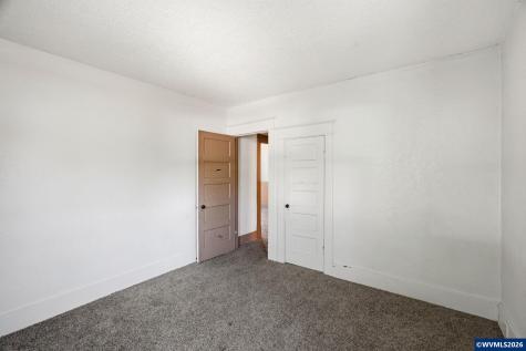 631 Breys Avenue NE Salem OR 97301