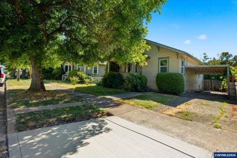 631 Breys Avenue NE Salem OR 97301