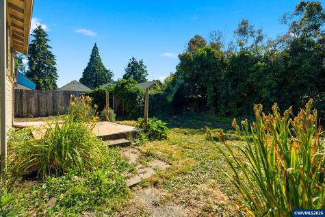 631 Breys Avenue NE Salem OR 97301