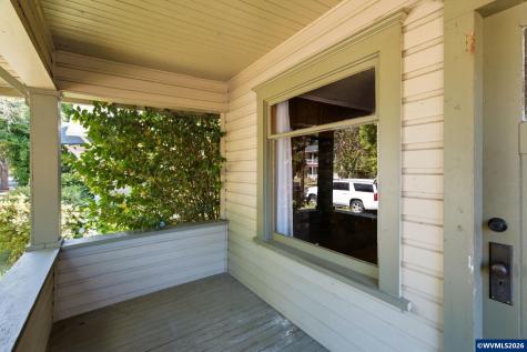 631 Breys Avenue NE Salem OR 97301