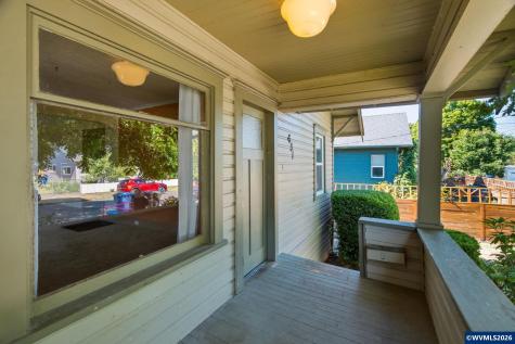 631 Breys Avenue NE Salem OR 97301