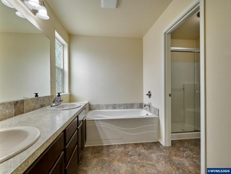 3138 Reed Avenue Woodburn OR 97071