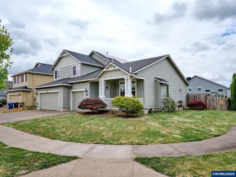 3138 Reed Avenue Woodburn OR 97071