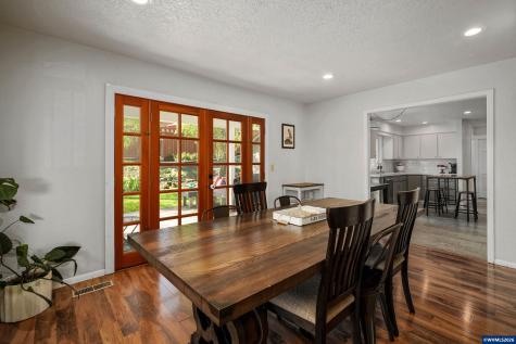 390 Kevin Court S Salem OR 97306