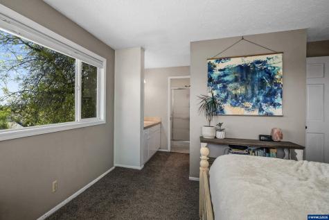 390 Kevin Court S Salem OR 97306