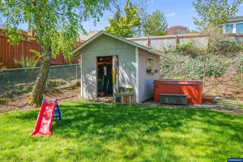 390 Kevin Court S Salem OR 97306