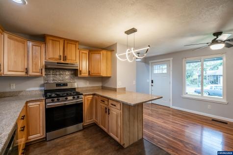 317 Vincent Street Philomath OR 97370
