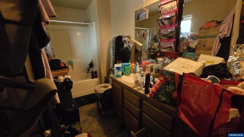 345 Clover Ridge Road NE Albany OR 97322