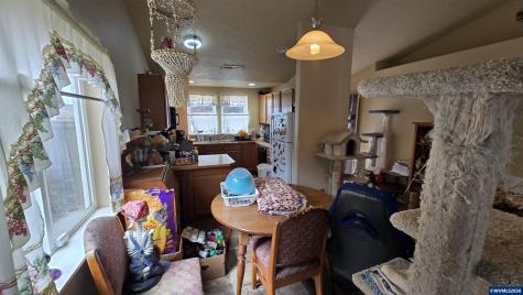 345 Clover Ridge Road NE Albany OR 97322
