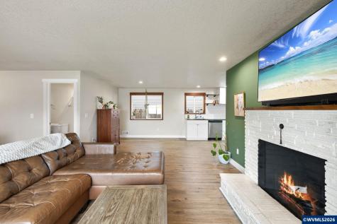 4314 Munkers Street SE Salem OR 97317