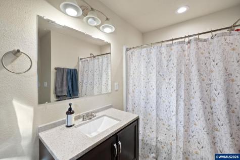 4314 Munkers Street SE Salem OR 97317