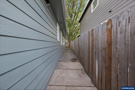4314 Munkers Street SE Salem OR 97317