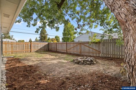 4314 Munkers Street SE Salem OR 97317