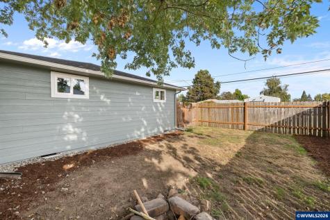 4314 Munkers Street SE Salem OR 97317