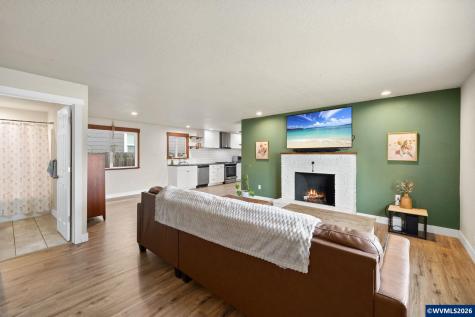 4314 Munkers Street SE Salem OR 97317