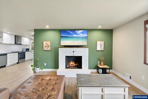 4314 Munkers Street SE Salem OR 97317