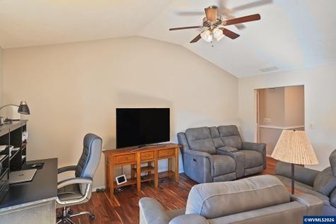 1220 Tamara Avenue S Salem OR 97306