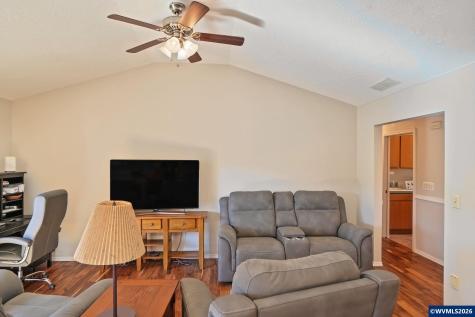 1220 Tamara Avenue S Salem OR 97306