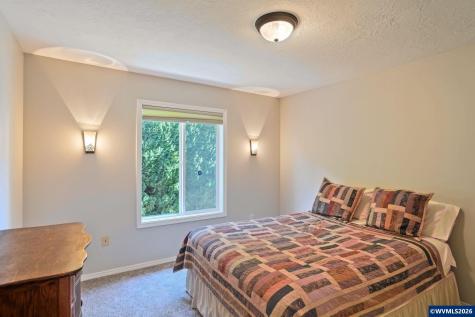 1220 Tamara Avenue S Salem OR 97306