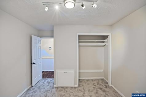 1220 Tamara Avenue S Salem OR 97306