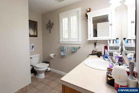 792 Trinity Street Albany OR 97322