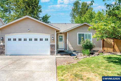 792 Trinity Street Albany OR 97322