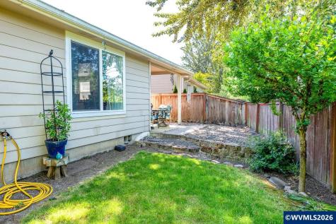 792 Trinity Street Albany OR 97322