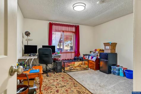 4171 Delightful Lane NE Silverton OR 97381