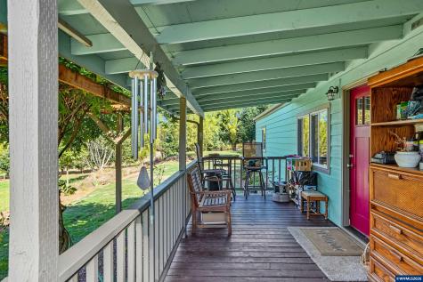 4171 Delightful Lane NE Silverton OR 97381