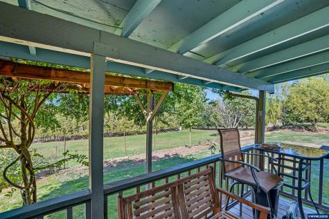 4171 Delightful Lane NE Silverton OR 97381