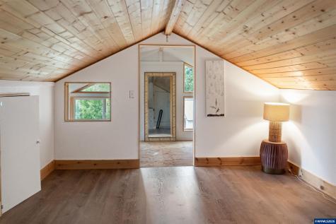 122 NE Crane Lane Corvallis OR 97330