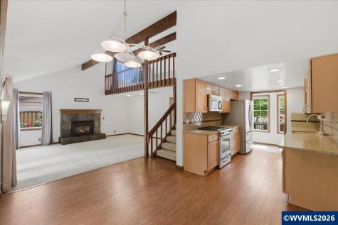 675 Valleywood Drive SE Salem OR 97306