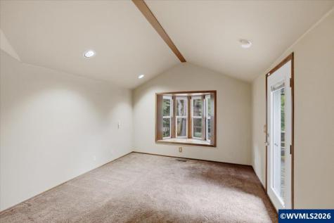 675 Valleywood Drive SE Salem OR 97306