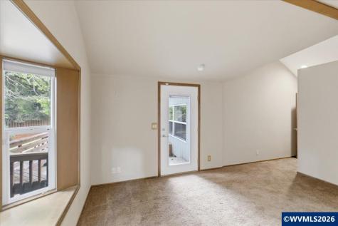 675 Valleywood Drive SE Salem OR 97306