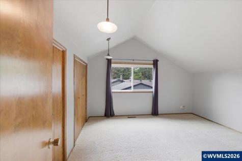 675 Valleywood Drive SE Salem OR 97306