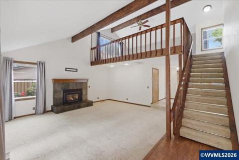 675 Valleywood Drive SE Salem OR 97306