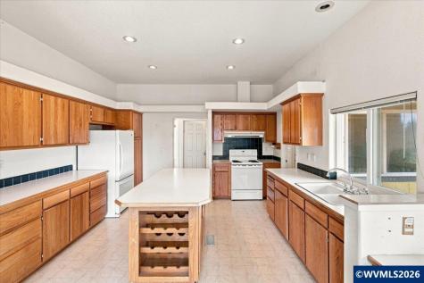 26221 Old Holley Road Sweet Home OR 97386