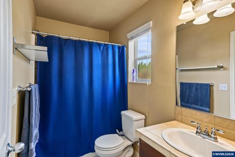 315 Flame Tree Lane NW Albany OR 97321