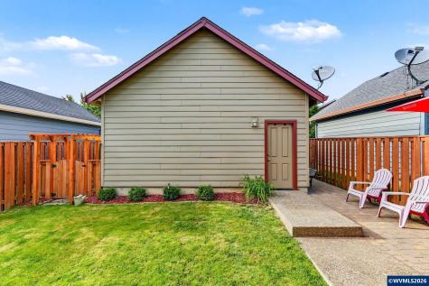 315 Flame Tree Lane NW Albany OR 97321